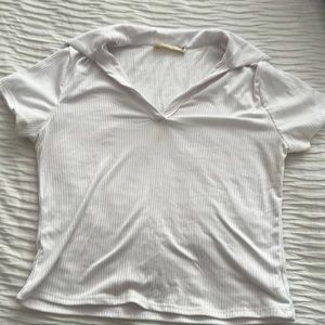 White collard tee